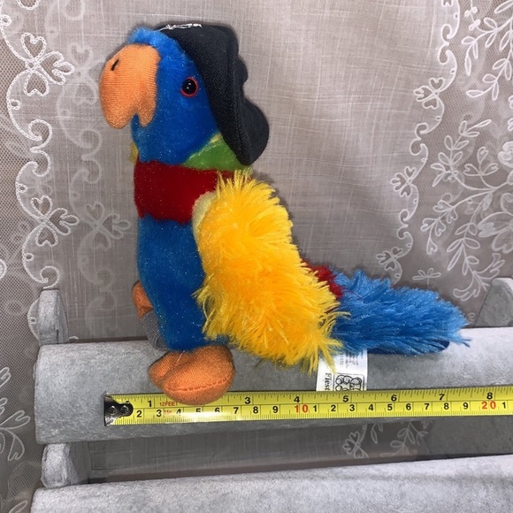 Bundle of 4 Pirate themed plush Jake, Princes, Parrot & Captain Hook Disney - Picture 4 of 9